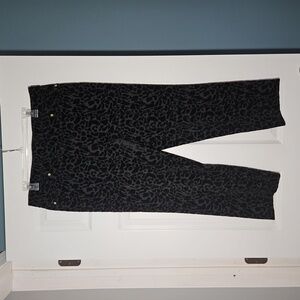 Anne Kline Black Leopard Print Pant/Legging - Size L